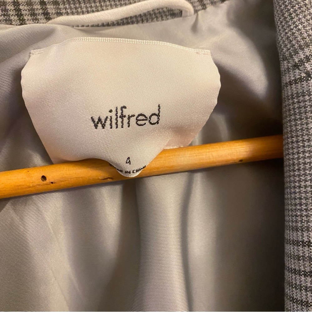 Aritzia Wilfred Margaux Blazer - Picture 8 of 8